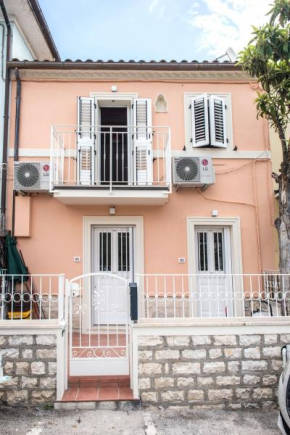 S222 - Sirolo, nuovissimo bilocale in villetta 1p